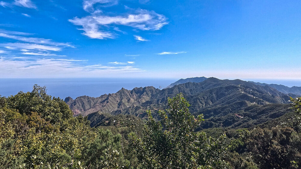 Aussicht am Pico del Ingelés bis zu den Roques de Anaga auf Teneriffa