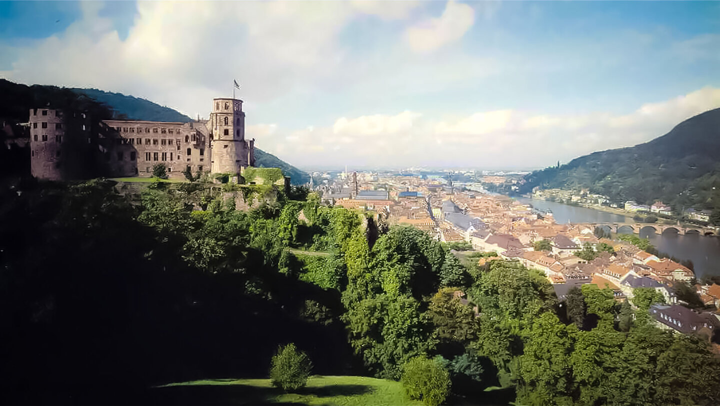 Scheffelterrasse: Der Ausblick auf das Heidelberger Schloss Scheffelterrasse: Ausblick auf das Heidelberger Schloss