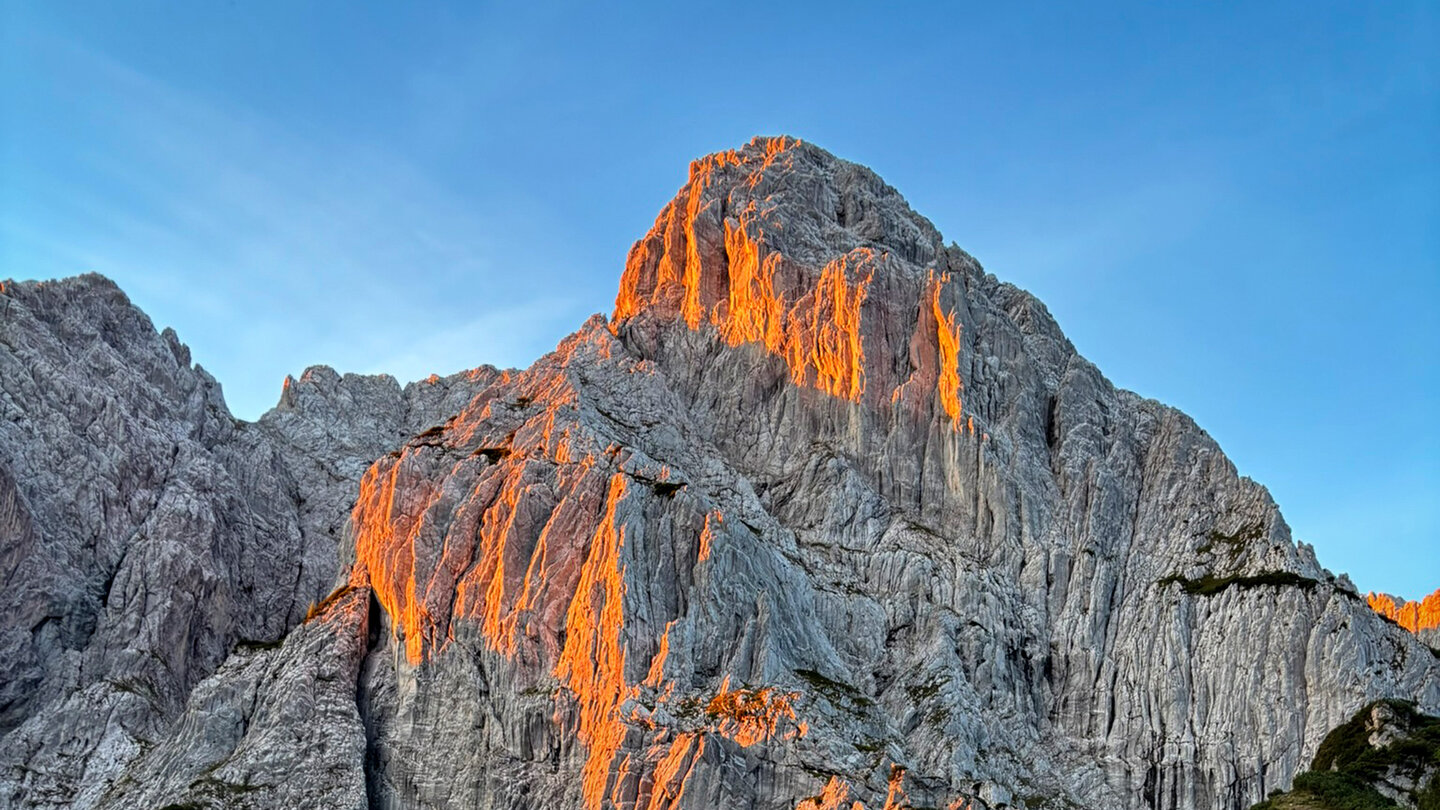 Totenkirchl im Kaisergebirge bei Sonnenaufgang