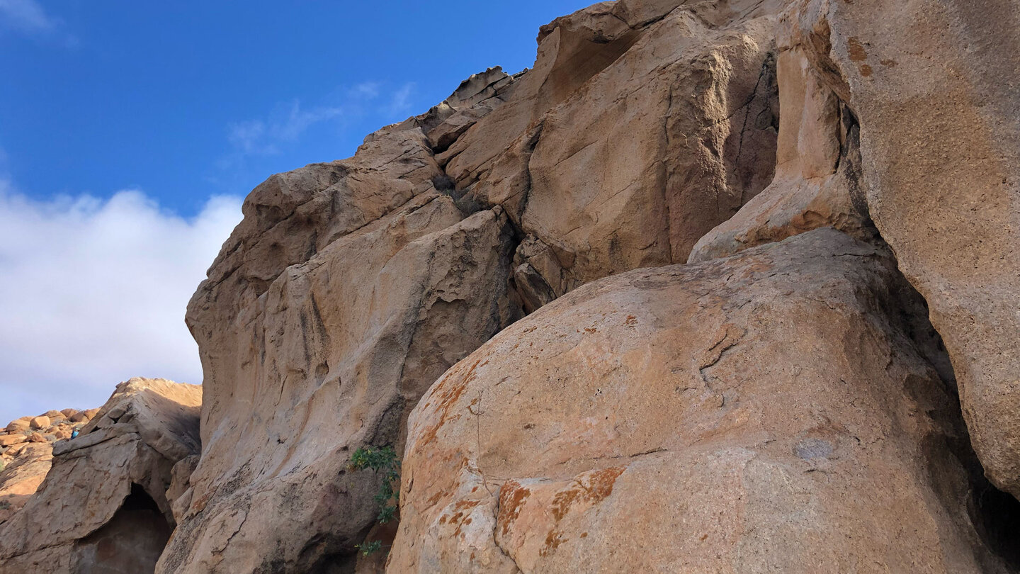 gewaltige Gesteinformationen entlang der Tour bei Las Peñas