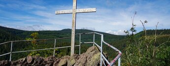 Gipfelkreuz am Aschenbergstein