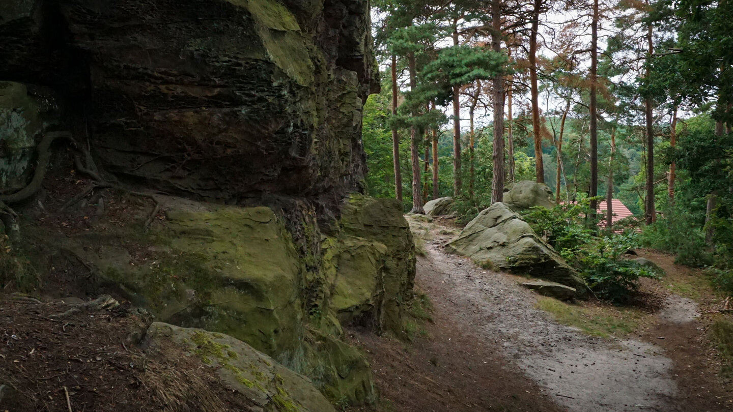 einer der ersten Felsen ist der Großmutterfelsen einer der ersten Felsen ist der Großmutterfelsen