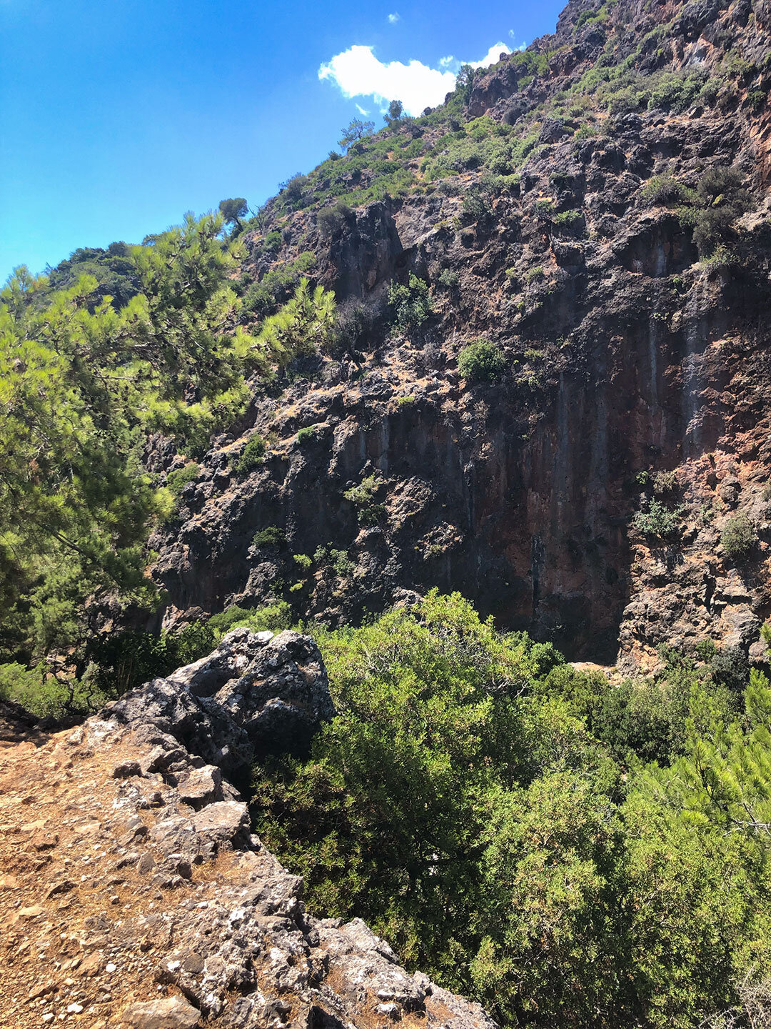 traumhafte Naturlandschaft des Lisos-Schlucht auf Kreta Naturlandschaft des Lisos-Schlucht auf Kreta