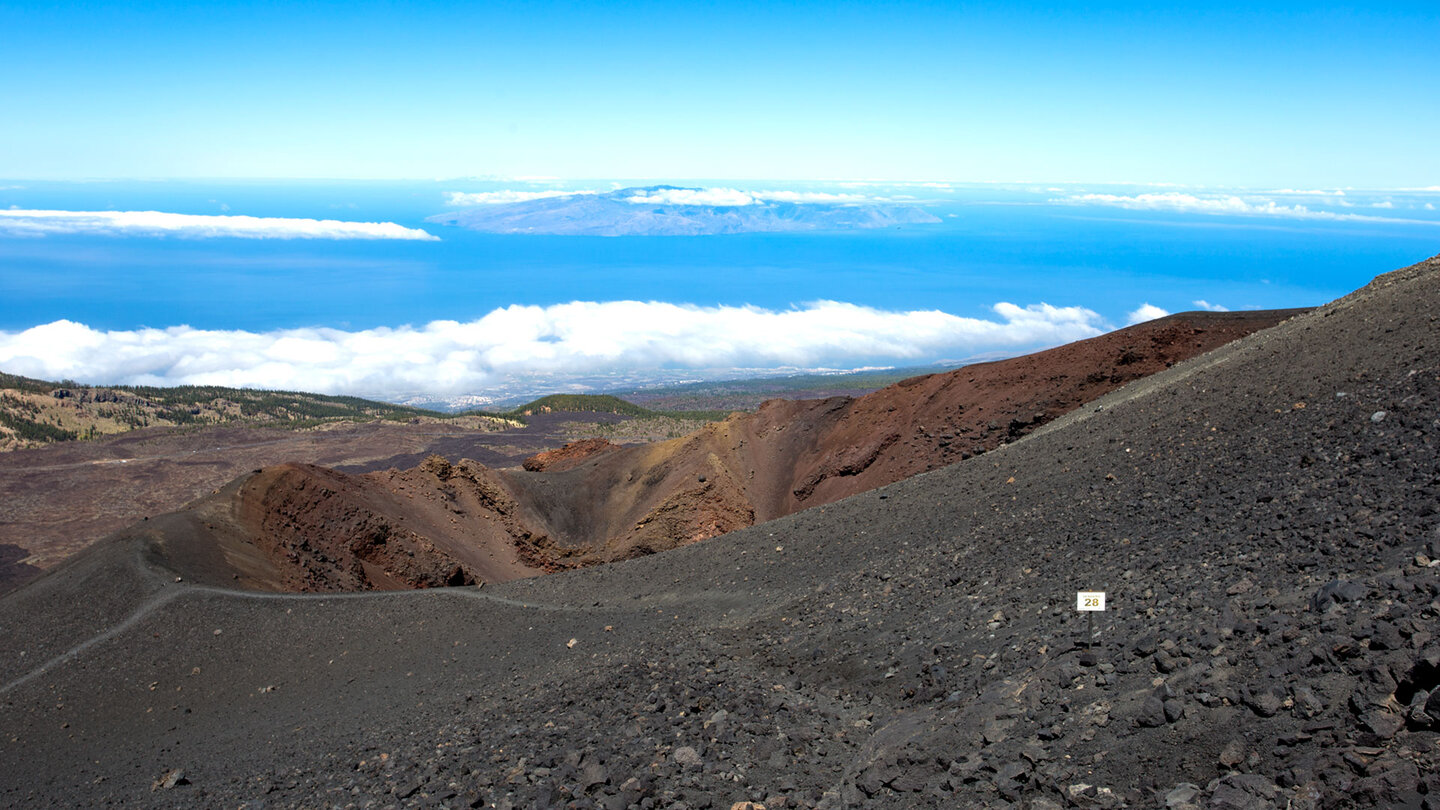 Wanderweg 28 an den Narices del Teide mit Blick auf die Südwestküste Teneriffas