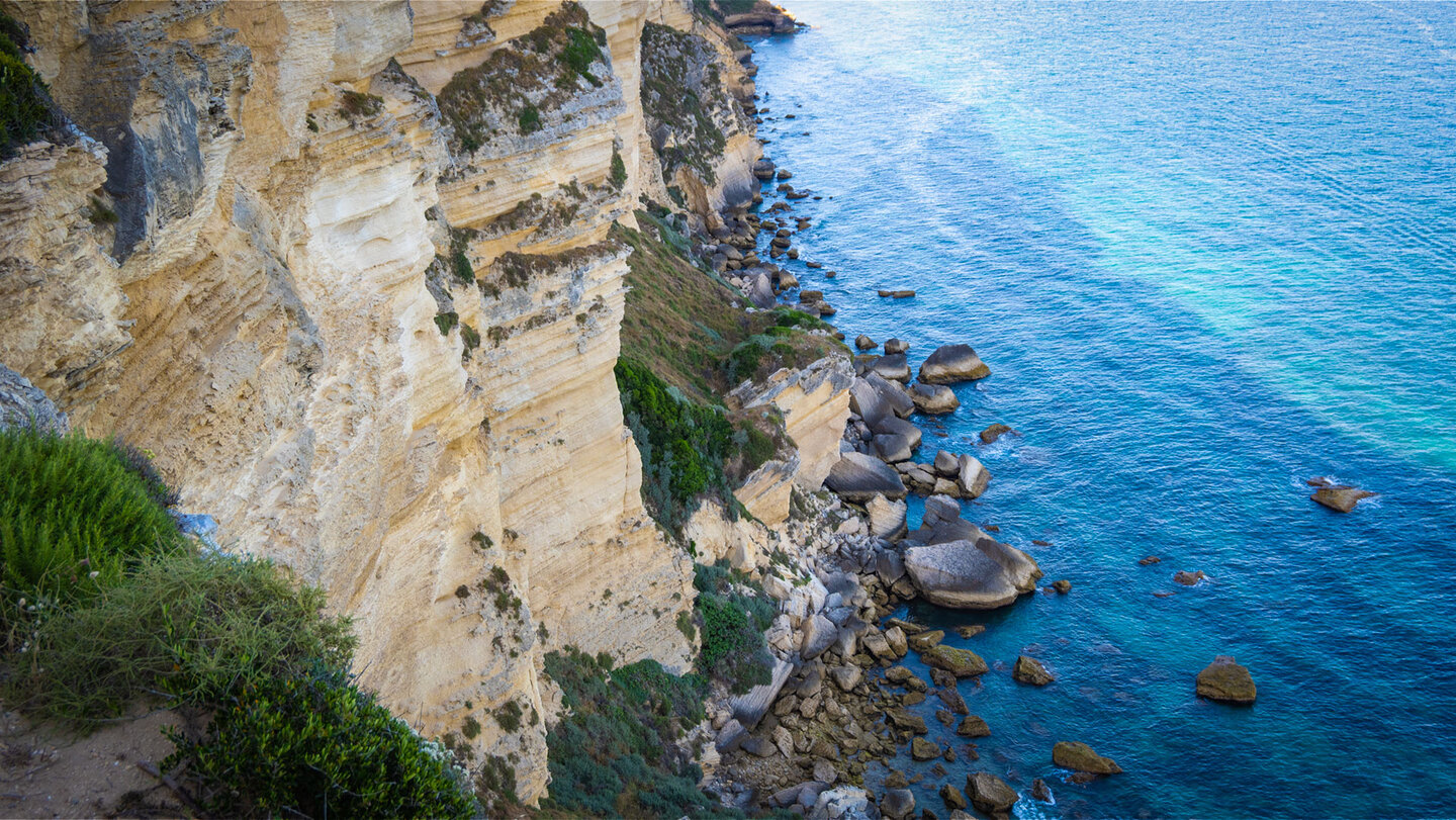 die Steilküste beim Torre de Tajo an der Costa de la Luz