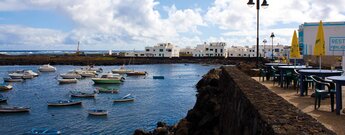 der Hafen von Órzola in der Gemeinde Haría auf Lanzarote