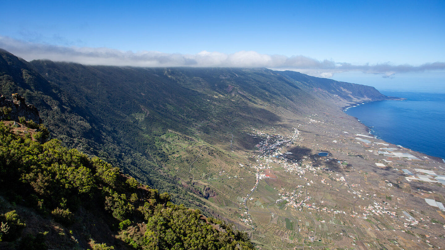 Ausblick entlang der Cumbre über das Tal von El Golfo