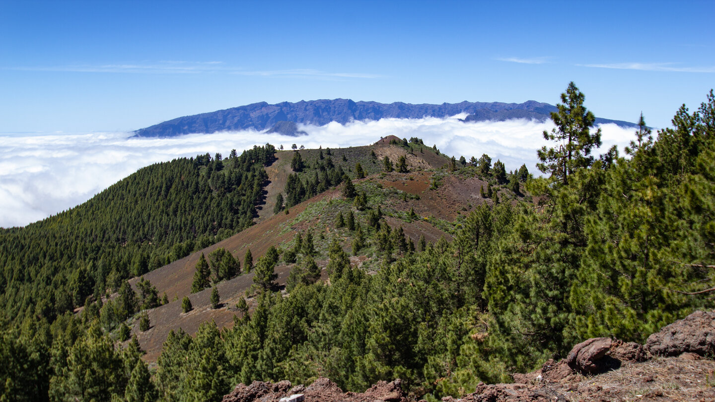 Blick vom Gipfelpfad der Vulkanroute nach Norden