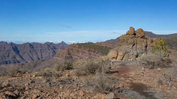 Ausblick auf die Nachbarinsel Teneriffa vom Wanderweg