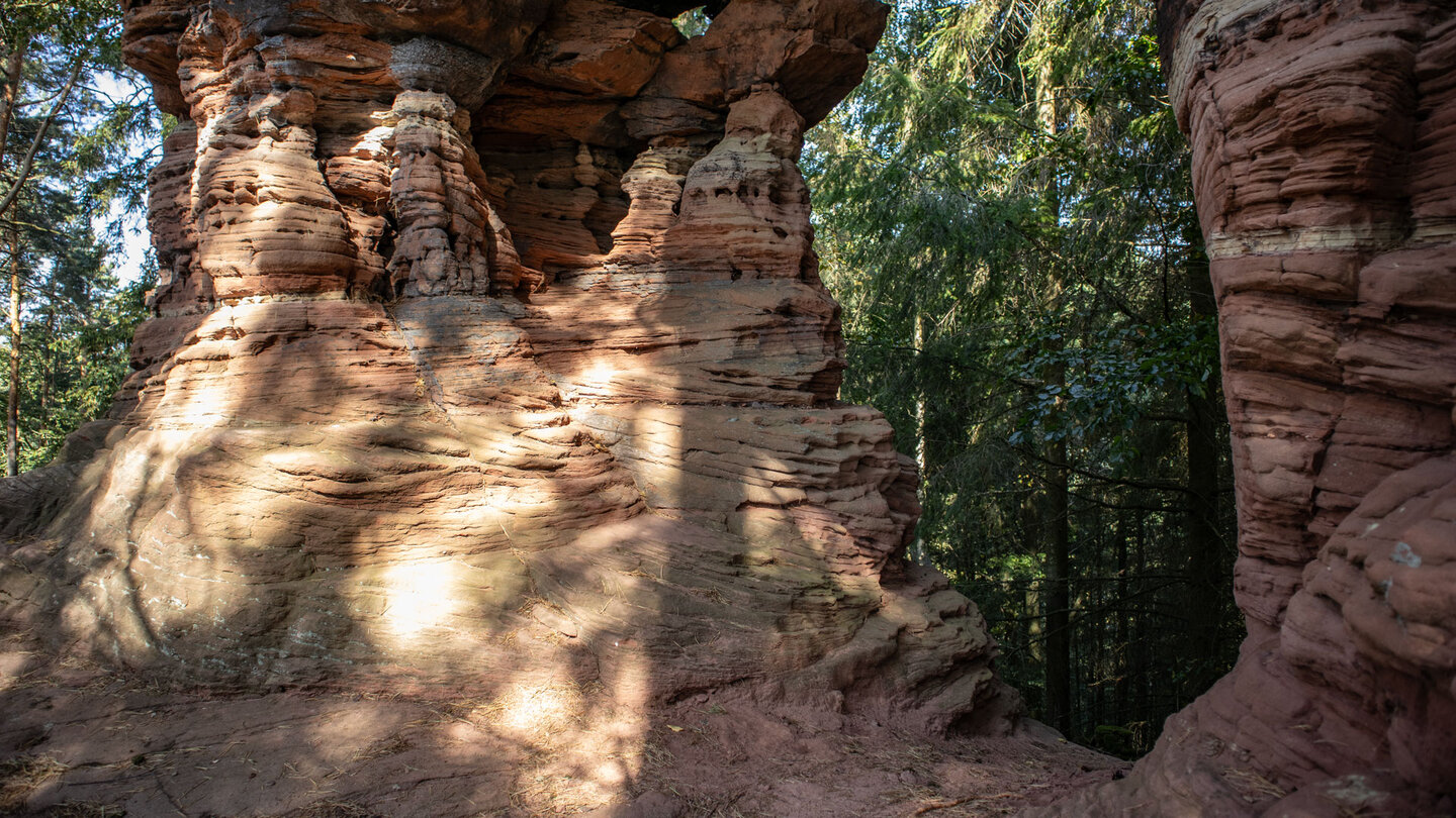 Route entlang des Sandsteinriffs beim Zigeunerfelsen