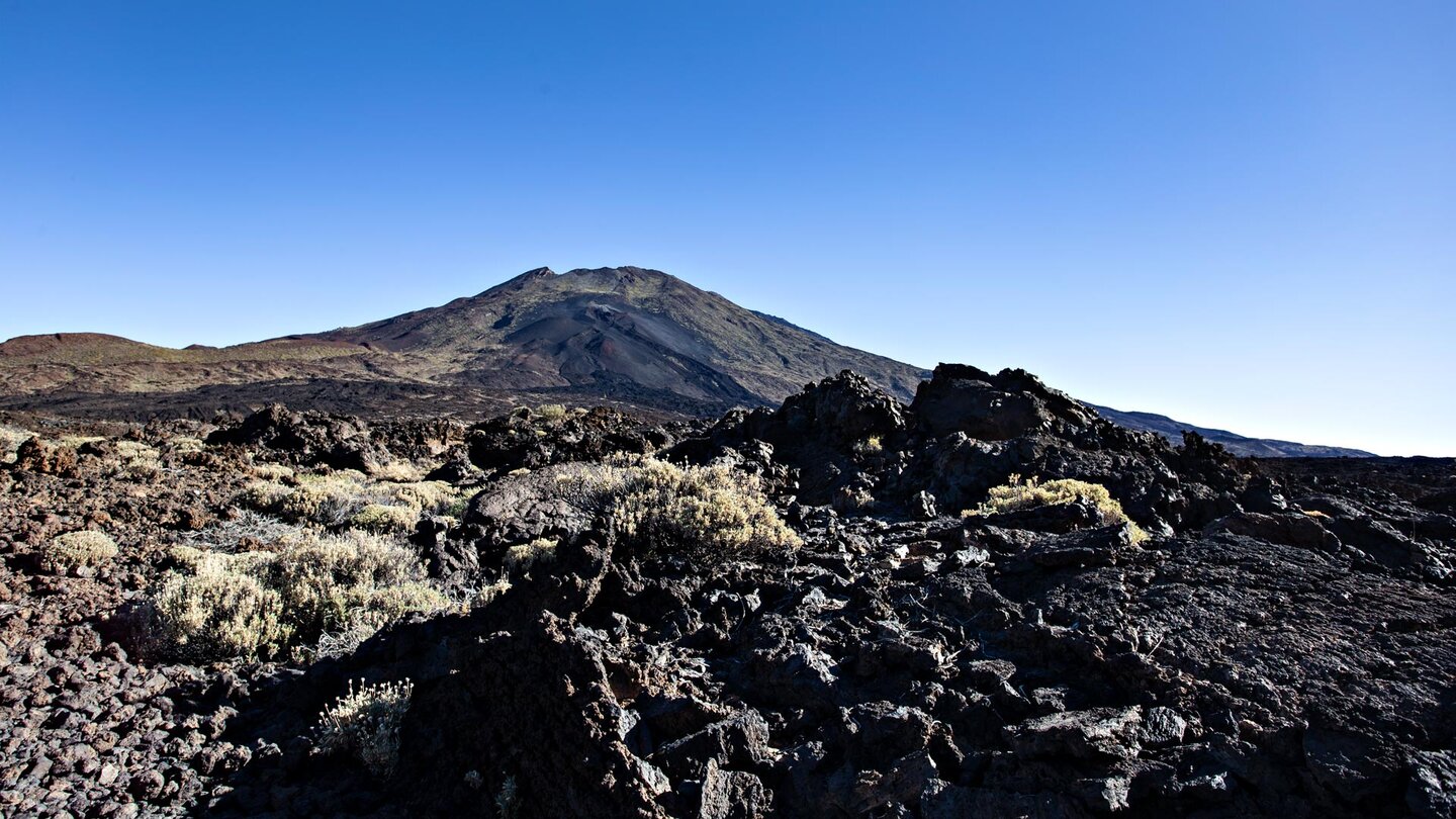 Ausblick auf die Narices del Teide mit Pico Viejo