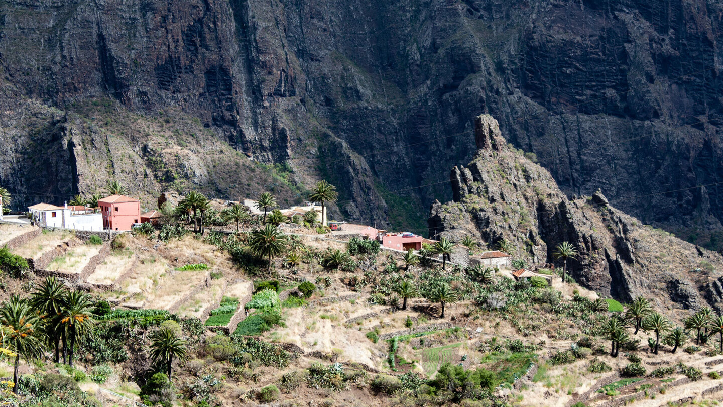 Ausblick auf den Ort Masca mit dem Roque Catana