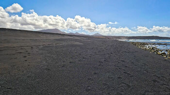Wanderung über die Playa de Janbubio