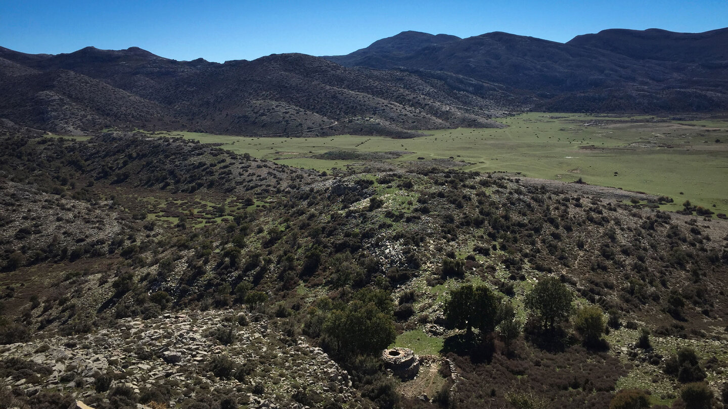 auf der Nida-Hochebene im Ida-Gebirge auf Kreta ist die griechische Mythologie allgegenwärtig auf der Nida-Hochebene im Ida-Gebirge ist die griechische Mythologie allgegenwärtig