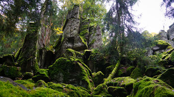 Felsformationen an der Steinwand