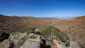 Ausblick über das Tal von Betancuria vom Camino Natural de Fuerteventura