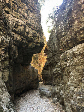 labyrinthartiger Wegverlauf in der Imbros-Schlucht