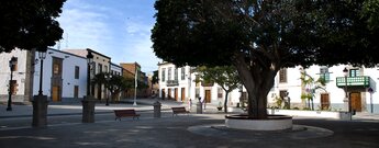 Blick über die Plaza de San Juan Bautista in Telde auf Gran Canaria