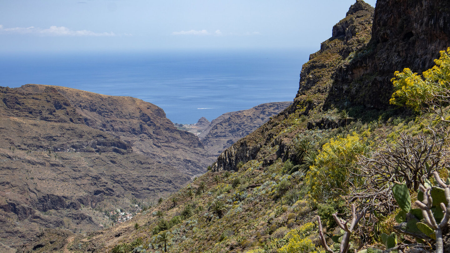 Blick vom Wanderpfad Camino de Cabras auf Playa Santiago