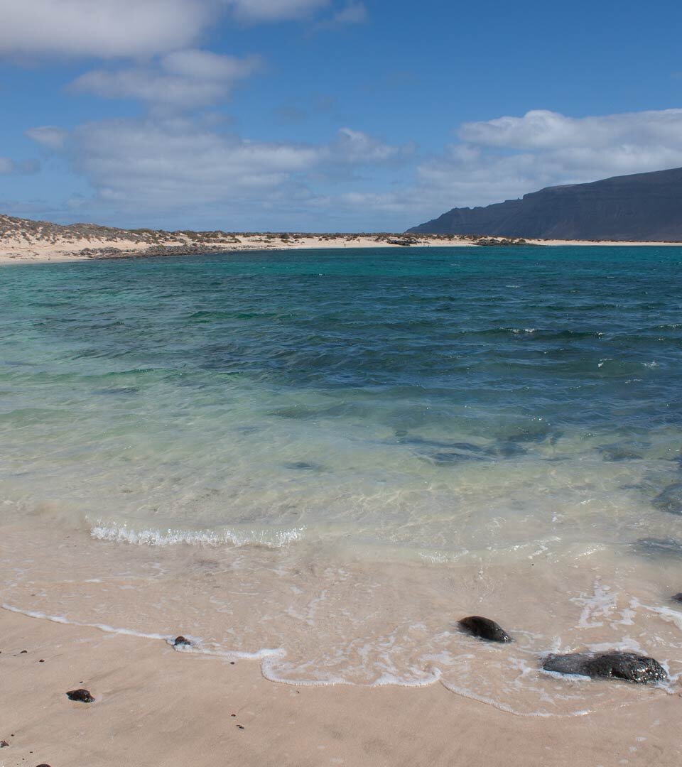 der Strand Playa el Salado auf La Graciosa