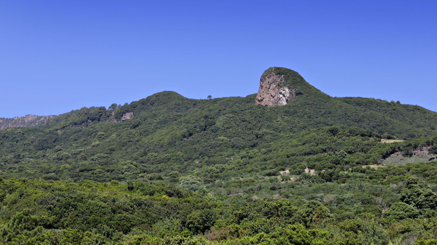 Roque de Niquiomo Roque de Niquiomo