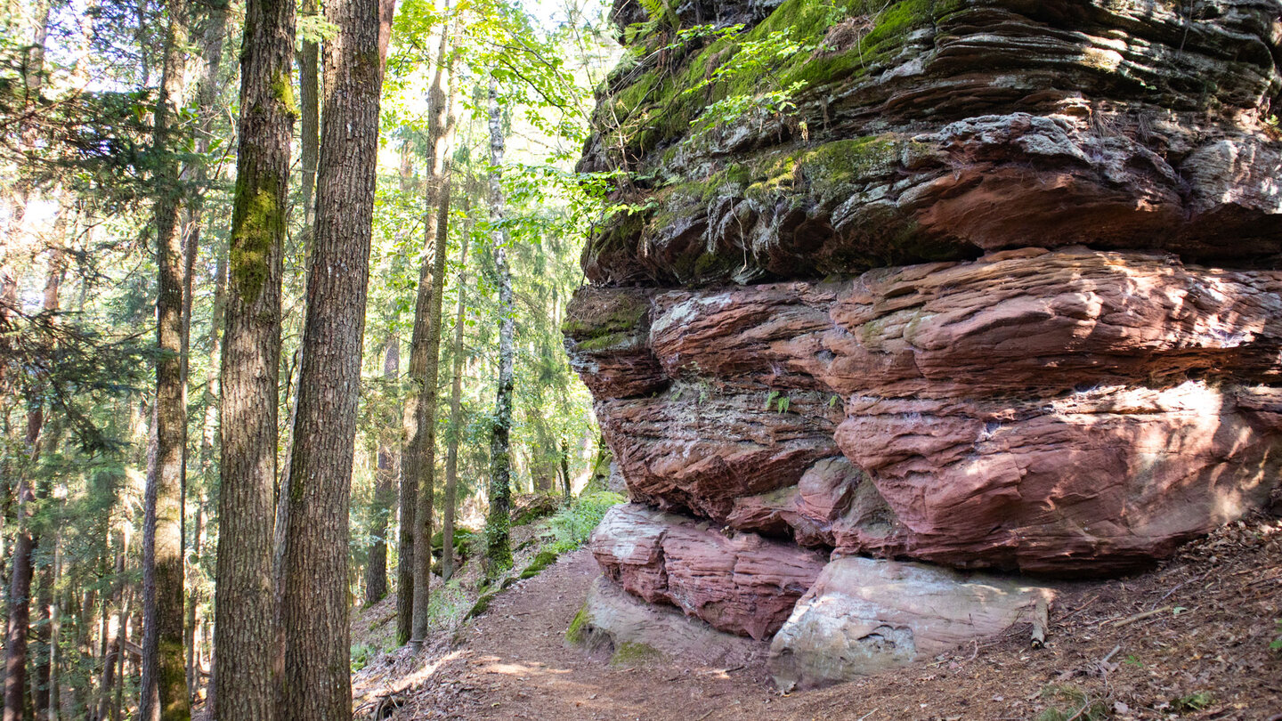 Felsformationen am Dahner Rundwanderweg