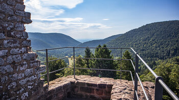 Panorama von der Burg  Meistersel bis in die Rheinebene