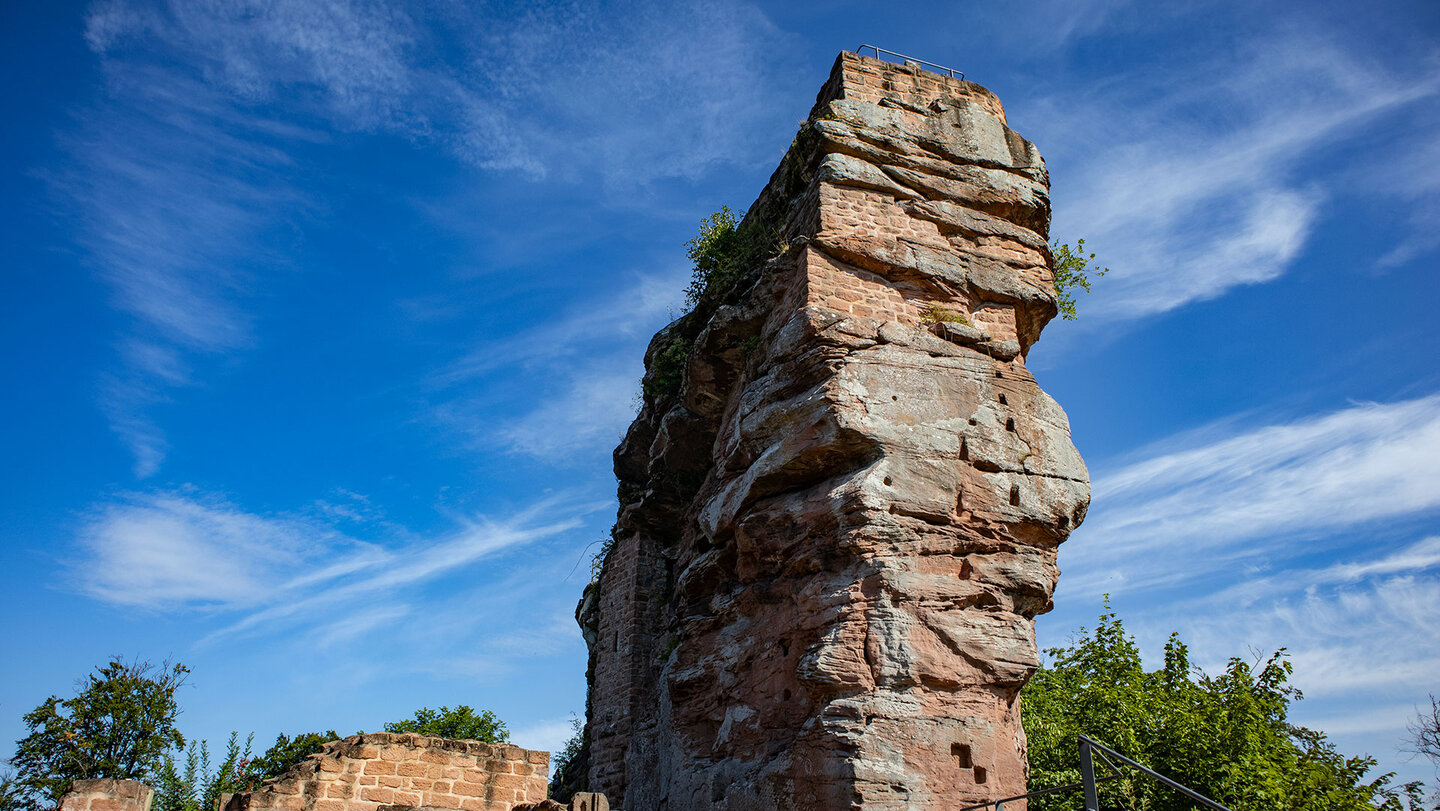 die Ruine der Burg Meistersel im Wasgau Ruine der Burg Meistersel im Wasgau