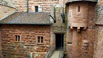 die Geschichte der Haut-Koenigsbourg reicht bis ins 12. Jahrhundert zurück