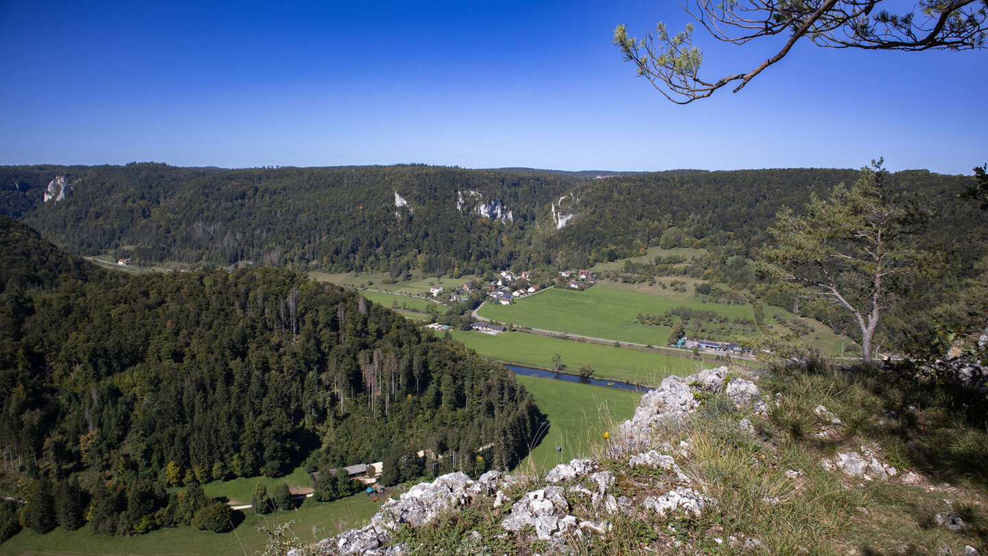 Panorama übers Obere Donautal mit Neidlingen