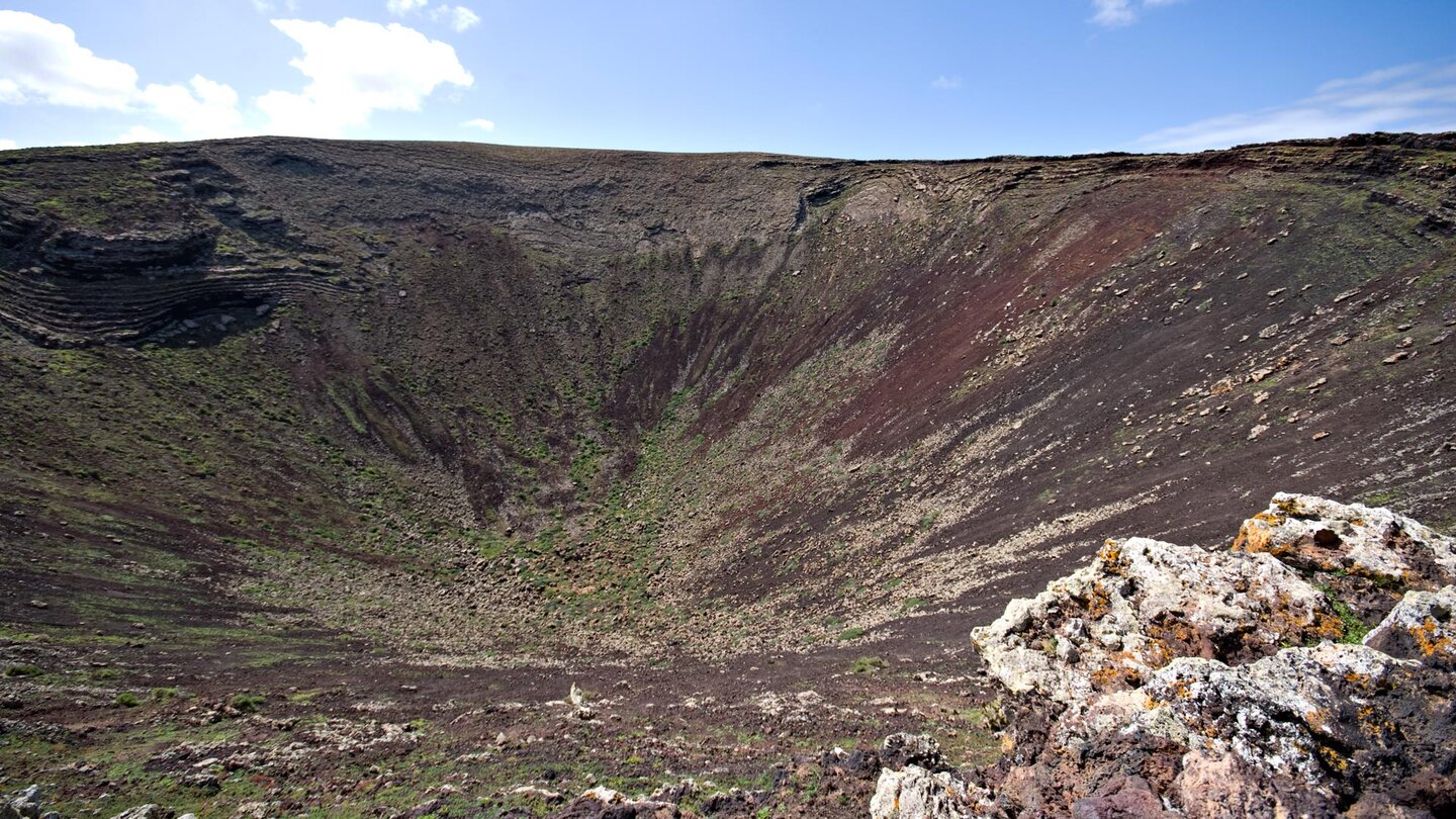 Blick in den Krater des Calderón Hondo