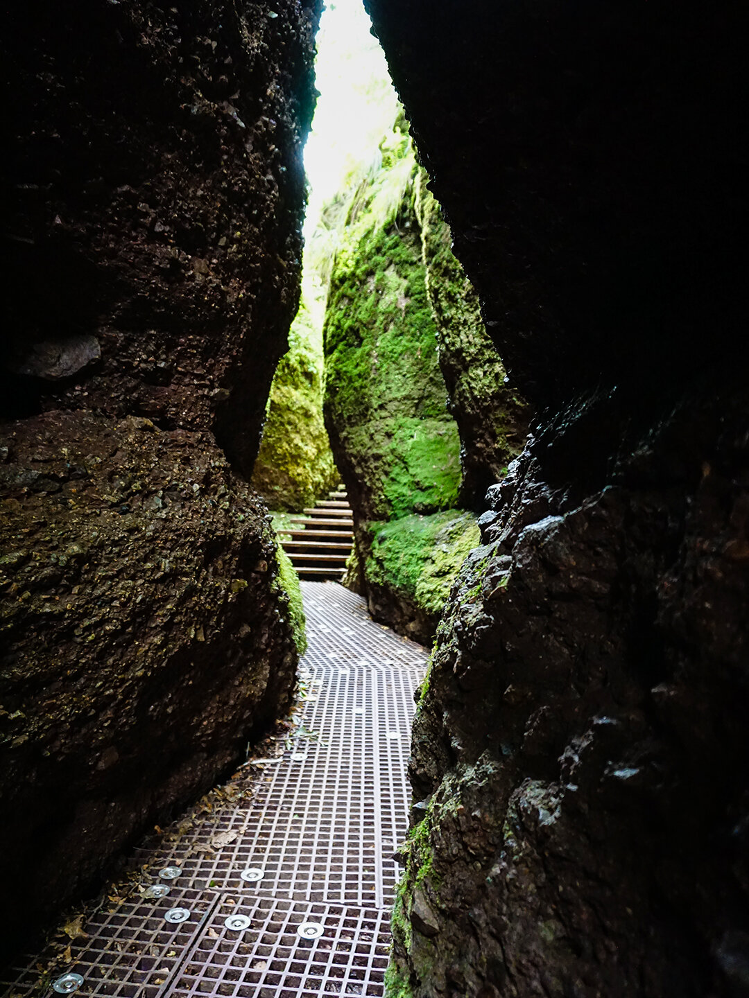 beeindruckende Spalte der Drachenschlucht