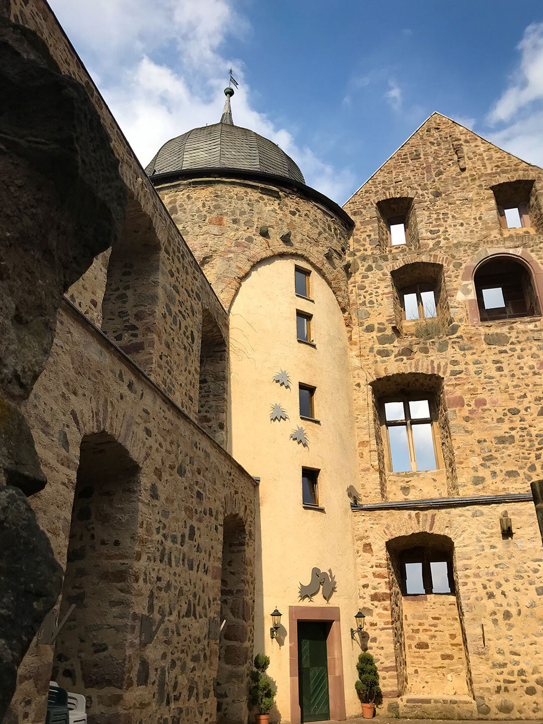 Innenhof der Sababurg Innenhof der Sababurg