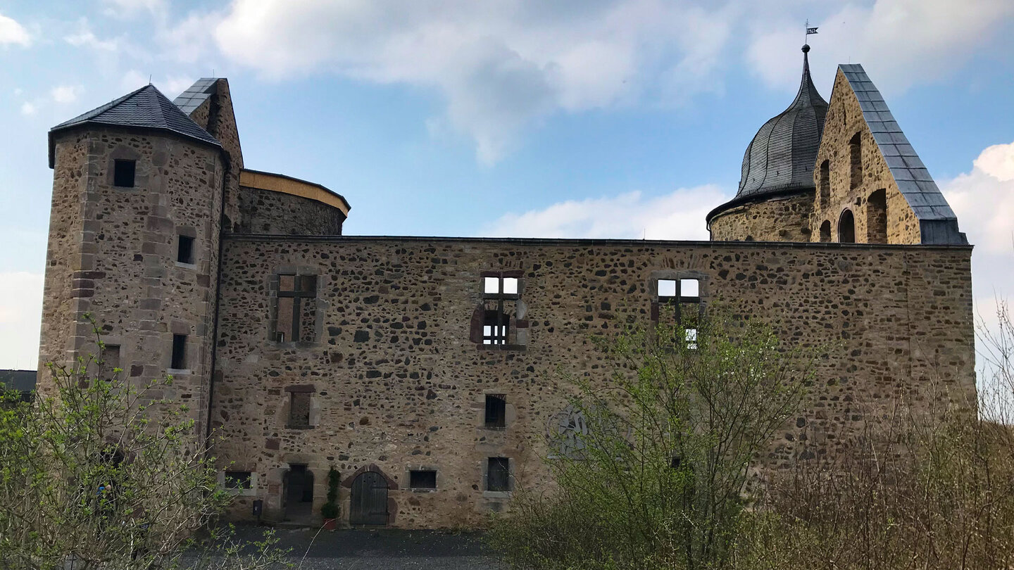 die Sababurg – Ein Märchenschloss mitten im Reinhardswald Sababurg – Märchenschloss im Reinhardswald