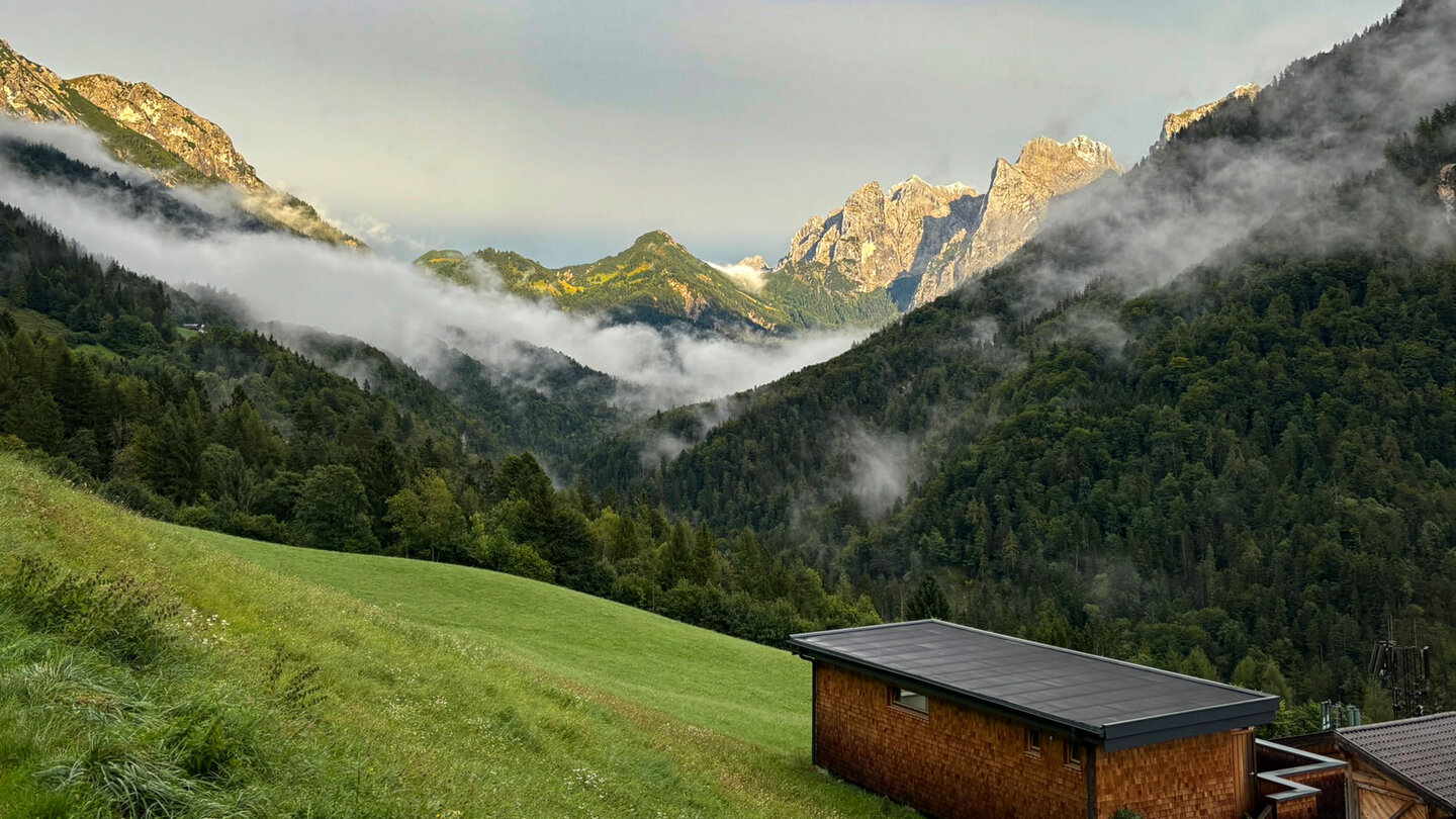 Blick über das Kaisertal vom Pfandlhof