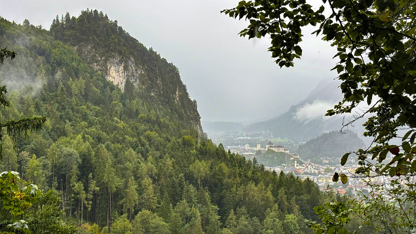 Blick auf die Stadt Kufstein mit der Festung Kufstein