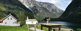 die Kirche von Bakka im Nærøyfjord