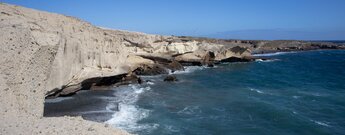 erodierte Tuffsteinküste bei San Miguel de Tajao