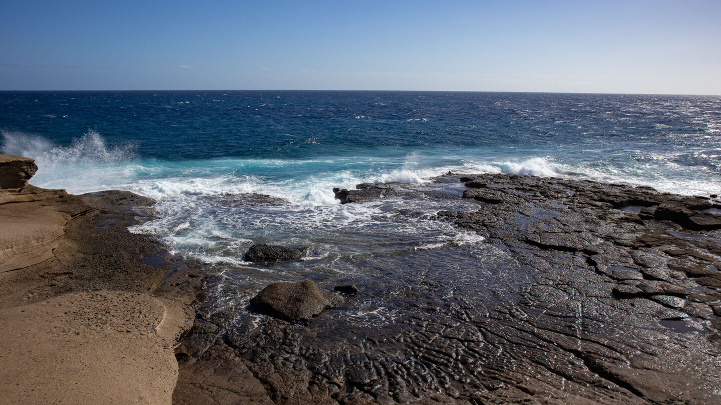 Felsformationen am Meer