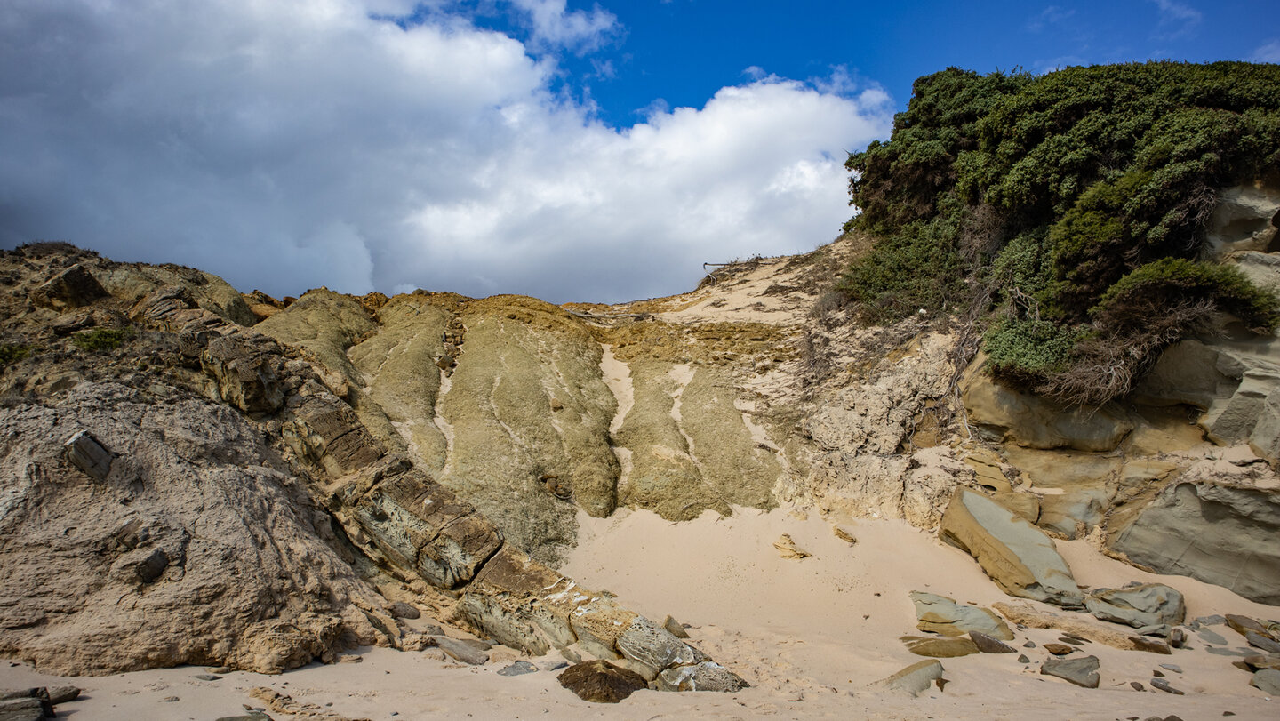 Felsformationen entlang der Wanderroute