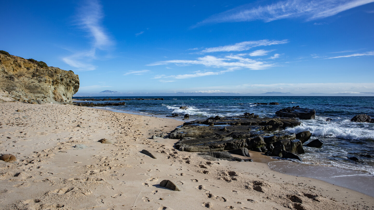 Blick von der Playa Punta Paloma bis zur marokkanischen Küste