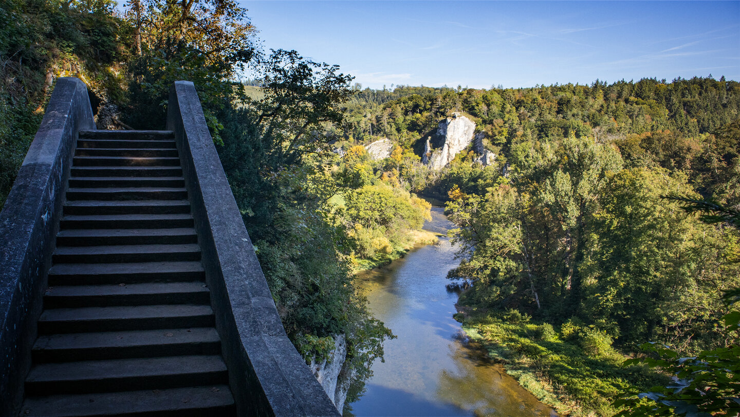 Teufelsbrücke mit Donauauen bei Inzigkofen