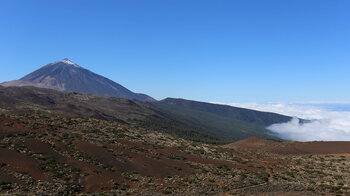 Blick von Wanderweg 34 zum Teide über das Gebiet Corral del Niño