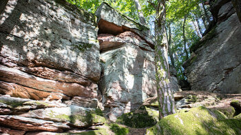 Felsformationen entlang des Napoleonsteig