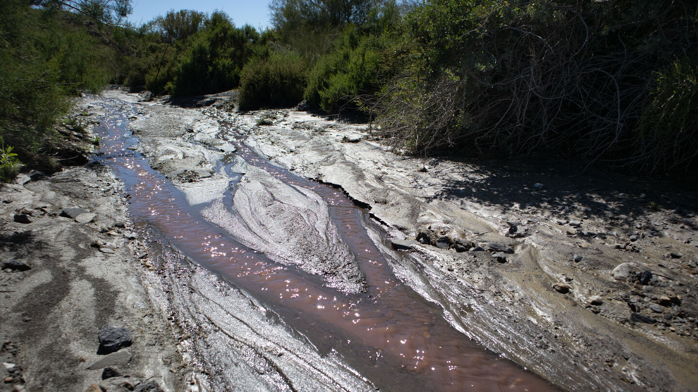 rotes Flussbett in der Desierto de Tabernas