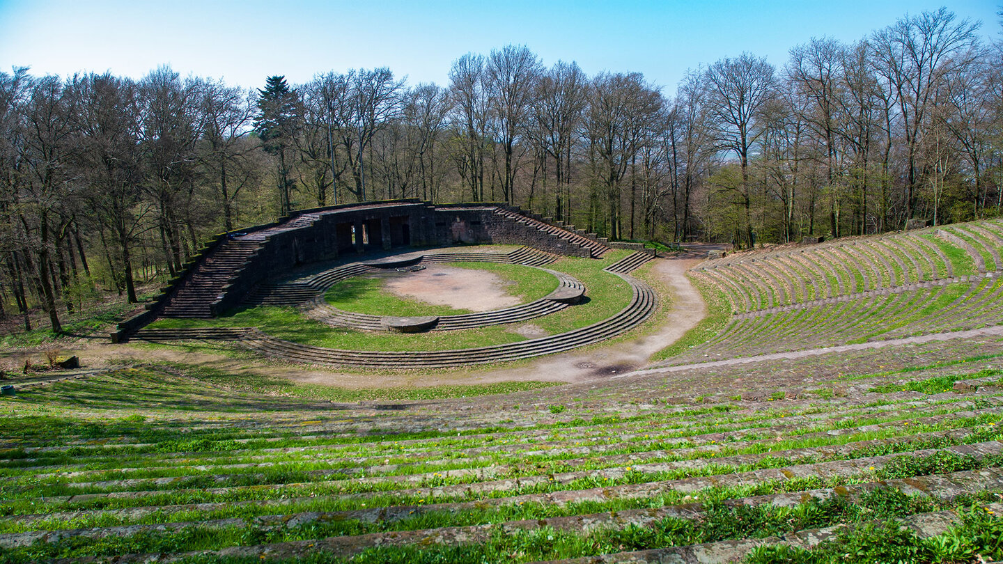 die Thingstätte auf dem Heiligenberg bei Heidelberg Thingstätte auf dem Heiligenberg