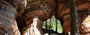 Durchgang am Altschlossfelsen