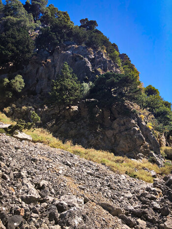 der Aufstieg in der Figou Schlucht über Geröllfelder