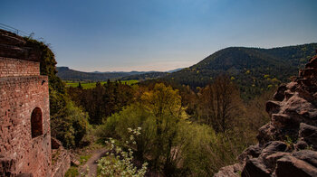 Ausblick von der Burg Drachenfels