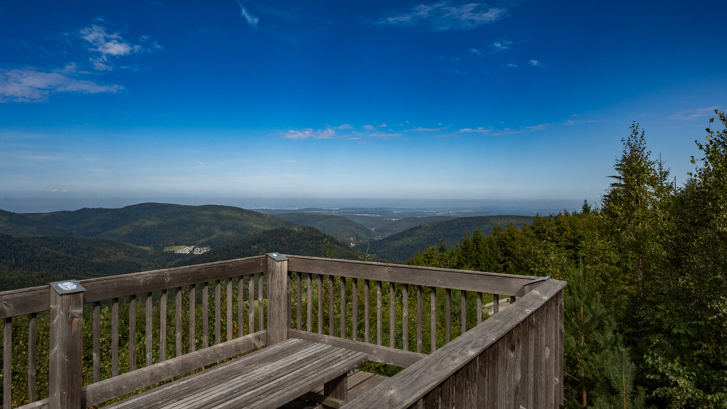 Albtalpanorama von der Aussichtsplattform Kurzhüttensteigle